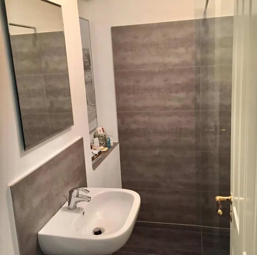 Wundervolle Wohnung Im Elbhang Von Dresden Loschwitz ドイツ